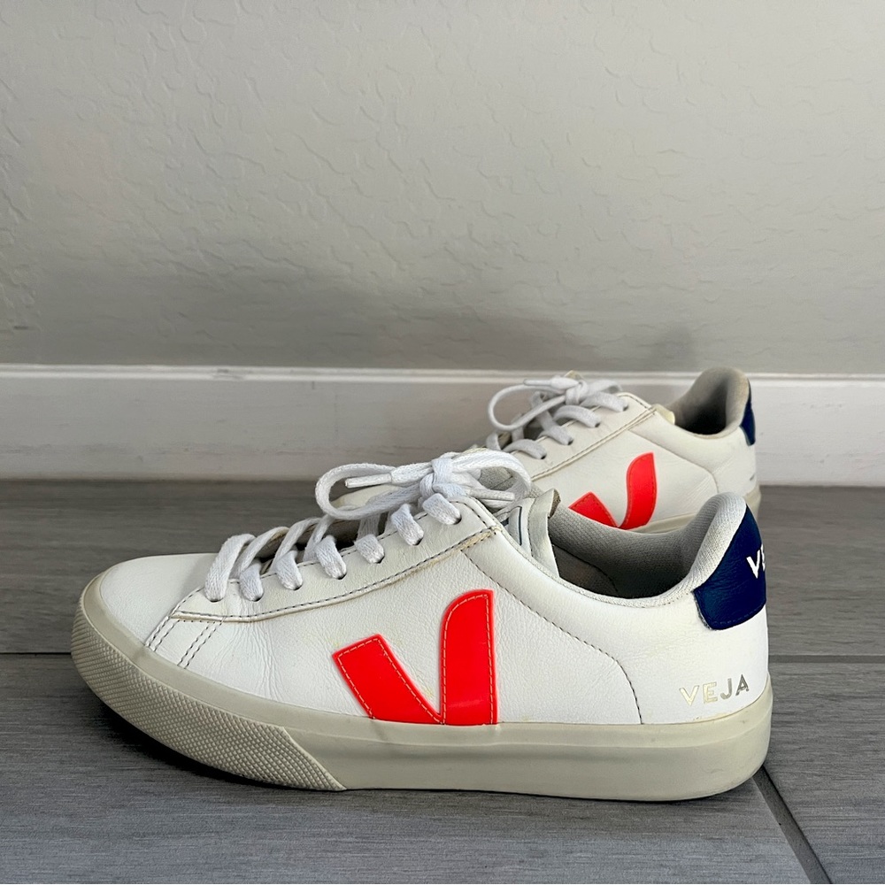 Veja White Sneakers - Women’s Size 8